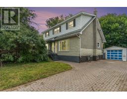426 BLAKE BOULEVARD, Ottawa, Ontario