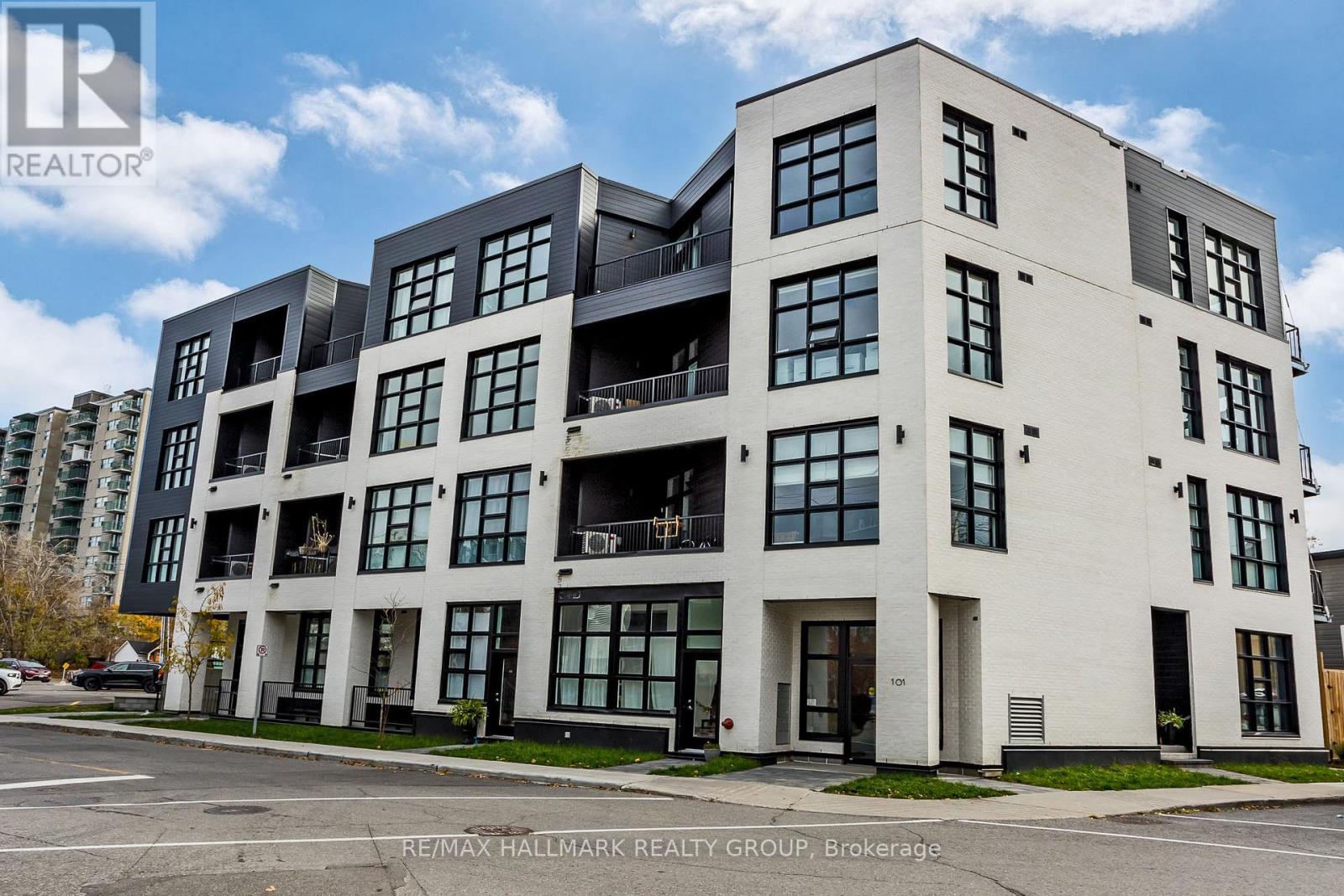 404 - 101 PINHEY STREET N, Ottawa, Ontario