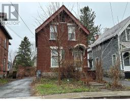 25 THIRD AVENUE, Ottawa, Ontario